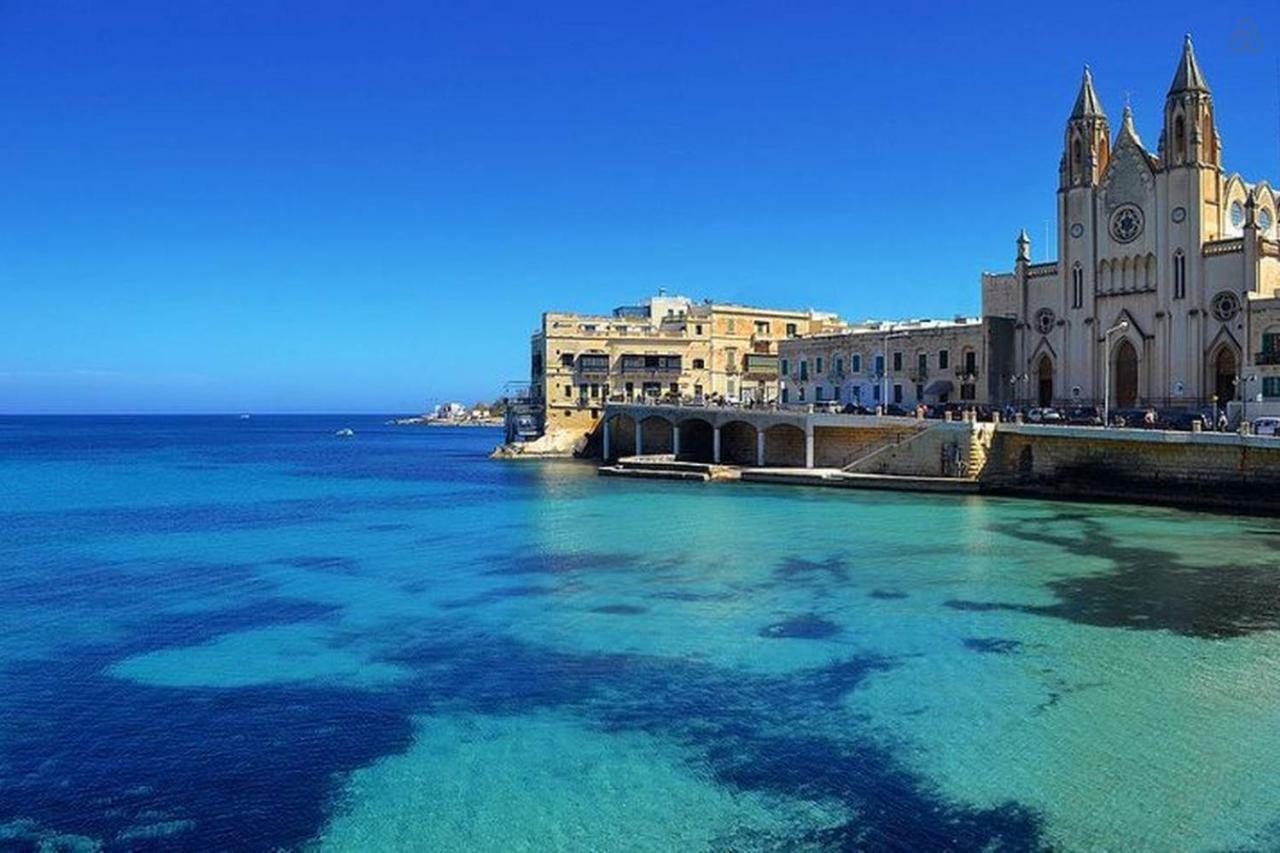 Apartment In Fort Cambridge With Pool Sliema Exterior photo