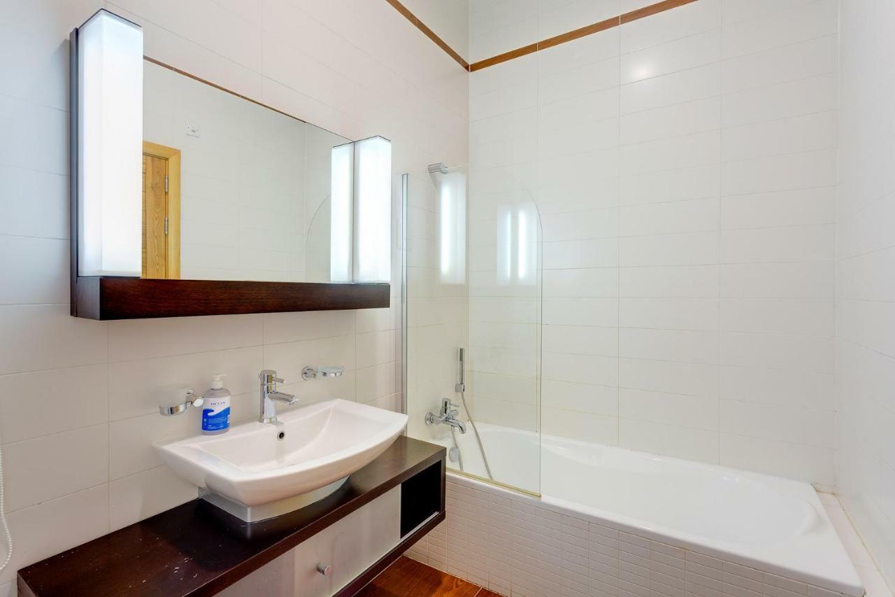 Apartment In Fort Cambridge With Pool Sliema Exterior photo