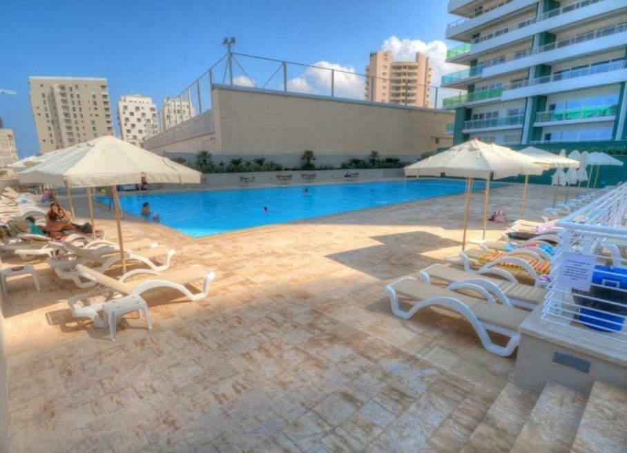 Apartment In Fort Cambridge With Pool Sliema Exterior photo
